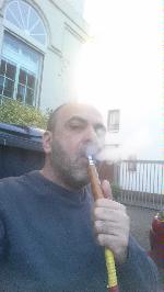 انا  اسمي نجم من العراق اعيش في فنلندا  ا Najm